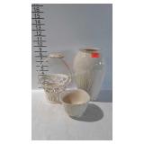 Lenox group, gladiolas vase, nut dish and heart