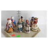 Figurine group, four holiday-votive holders and