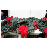 6 artificial greenery Christmas wreaths and a