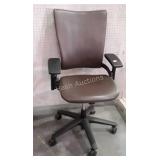 Executive Office Chair. Here is a nice brown