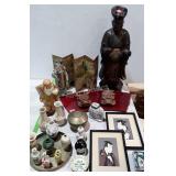 Asian decor group - statues, folding screen, mini