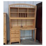 Stanley Furniture Students Desk with Hutch Top,