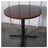 30" round top commercial table