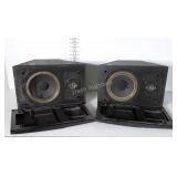 Set of speakers, dusty non tested