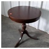 Mersman 24" Drum Top pedestal Side Table.  Claw