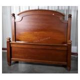 Bed. Modern Full or queen size, mid back
