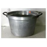 Large commercial aluminum stock pot