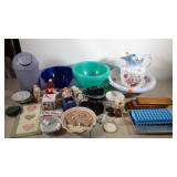 Household mini ice cube tray, bowls, wastecan,