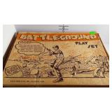Battleground Playset- Incl. Army men in Tan &