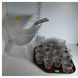 WEXFORD Diamond Point 18 cup punch bowl with 19