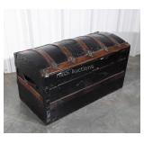 Footlocker Trunk, nice dome top, painted interior