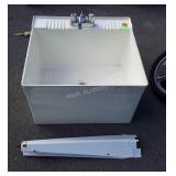 Poly wash sink, with metal legs