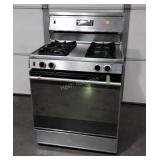 Kenmore kitchen Stove, Gas 4 burner top, the oven