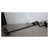 Metal detector, ES Snopper 2, powers up