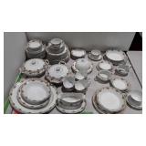 Alfred Meakin china, 84 pieces, service for nine