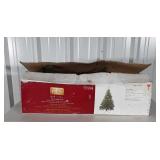 Artificial Christmas Tree, 6.5ft pre lite
