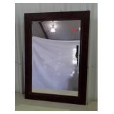 Framed wall mirror, 31 x 42