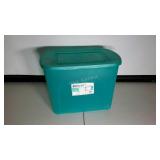 20 gallon tote with lid. Lid has crack. Used but