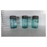 3 pint BALL PERFECT MASON Jars with zinc lids.