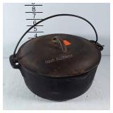 Cast iron Wagner Ware 10" dutch oven with lid &