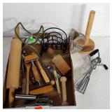 Kitchen utensil lot, wooden & metal.