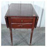 Pennsylvania House End Table, drop leaves, 2