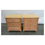 Young American Furniture, pair of maple 3 drawer