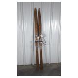 Skies, pair of nice Northland Peerless Wooden