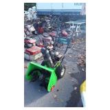 Lawn boy 522R snow blower, will need work