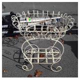 Metal plant holder