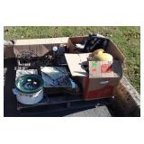 Skid lot, includes vase, cutting board, misc home