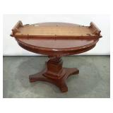 Round dinning table with single leaf, 44" in