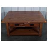Center Room Coffee Table, pine made, 2 drawers to