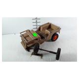 Vintage Willys Jeep with parts to repair, note