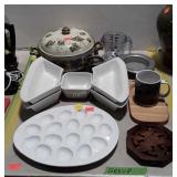 Group lot with coffee cup, measuring cups, snack