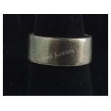 Size 7.5 Sterling Silver Ring "Live a little"