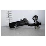 Like new tow hitch by NISSAN. 5000 lb tow