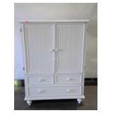 White painted chiffrobe, does show usewear on