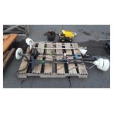 Skid lot of floor lamps