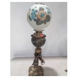 Cherub Parlor Lamp, brass finish cheurb base,