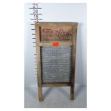 Small washboard, galvanized panel