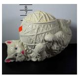 Cookie jar, cat with ball of yarn