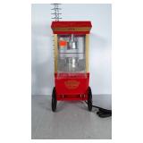 Movie Time Popcorn Machine, powers up