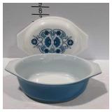 Pyrex casserole dish with lid