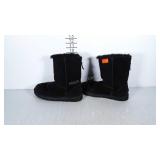 Ladies size 8 UGG Boots