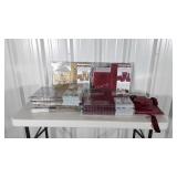 Folding Gift Box Sets, new unused, 4 red, 6 gold