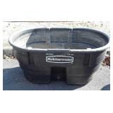 Rubbermaid 100 gallon Watering Trough appears in