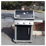 Weber Grill, propane 3 burner, hose and regulator