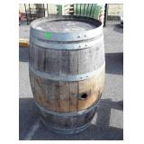 Oak Whiskey Barrel full size, complete other than