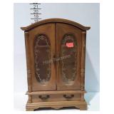 Jewelry box